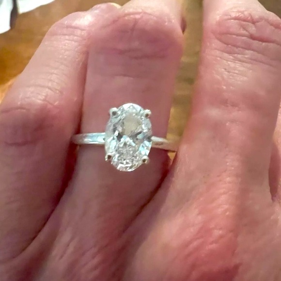 Diamond Engagement Ring 1.53 Ct. Oval Lab Created White gold sz 4 3/4 Kay J. - Picture 2 of 9